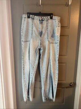 NWT Michael Kors Light Wash Carmen Wide Leg Jeans